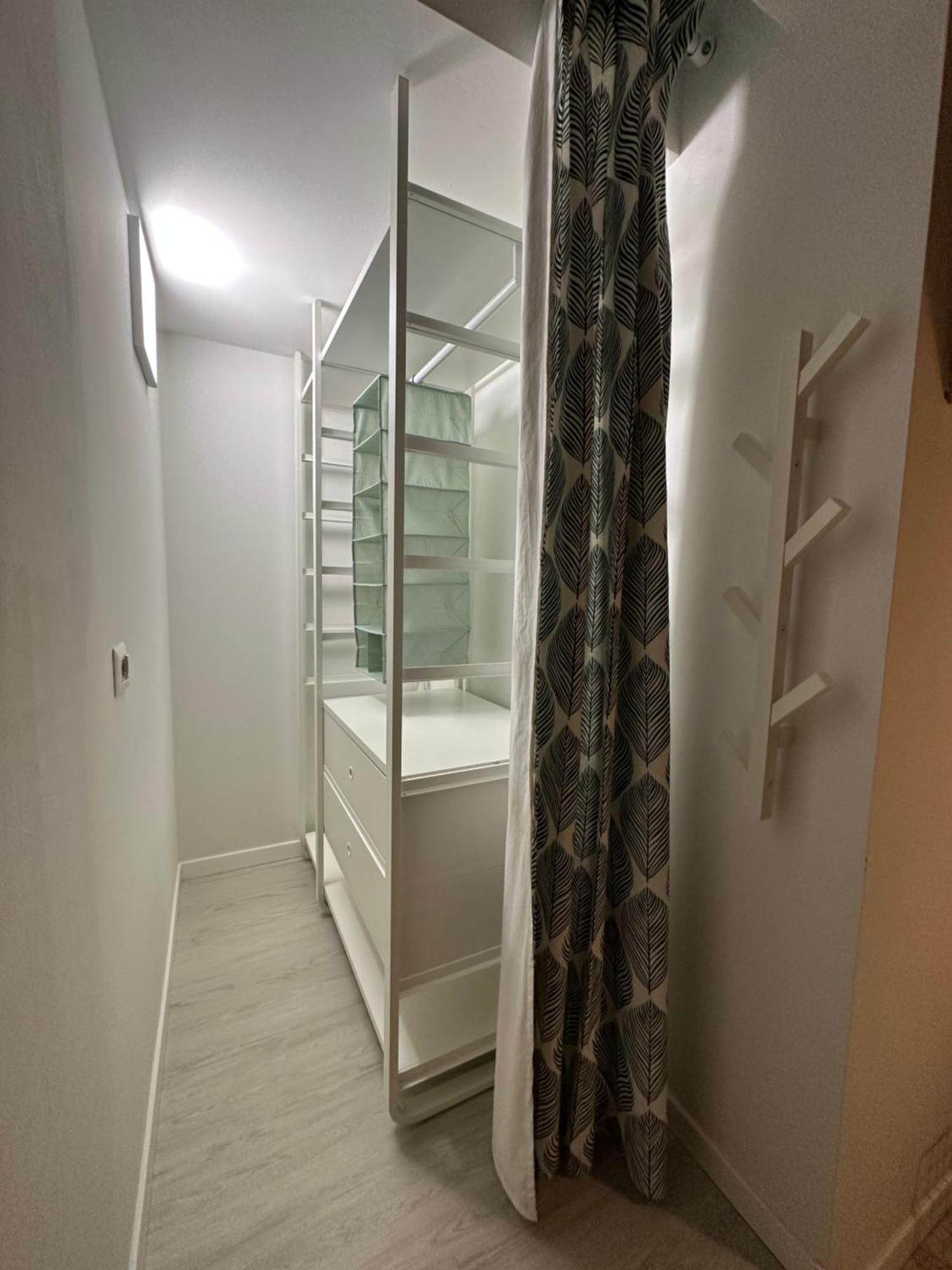 Flowers, A Cozy Suite In Mailand Exterior foto