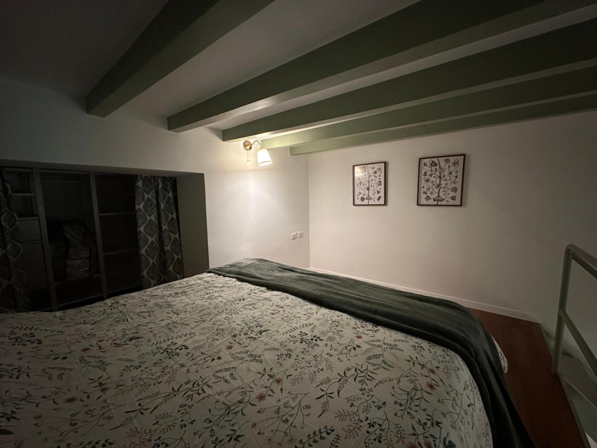 Flowers, A Cozy Suite In Mailand Exterior foto